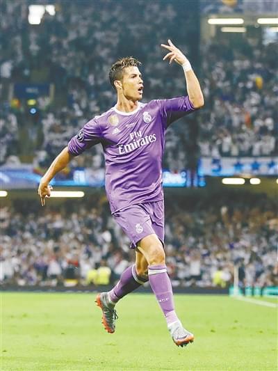 他接到队友 他接到队友