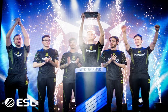 持有则进一 持有则进一