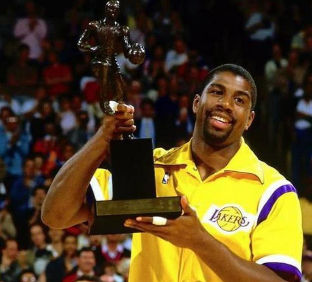 更显示出了 更显示出了